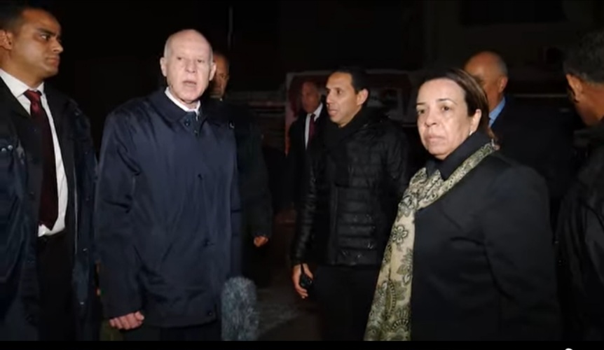 رئيس الجمهورية: "الماء دخل الى الحمامات نتيجة للفساد والدراسات الفاسدة"