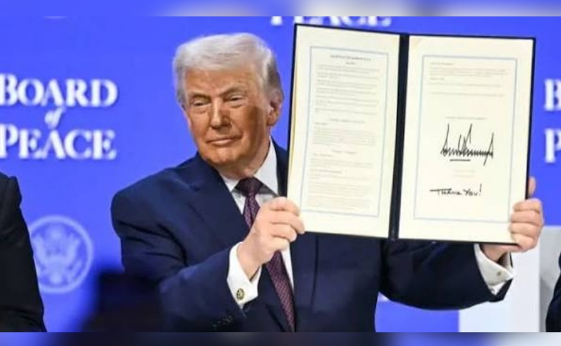 ترامب يُوقّع الميثاق التأسيسي لـ"مجلس السلام" في "دافوس"