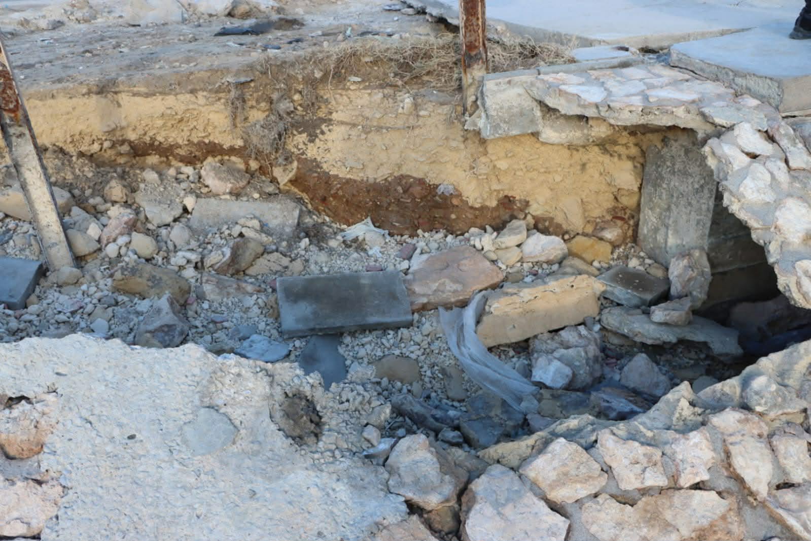 المنستيـر.. هدم بنايتين تأثرتا بالأمطار الغزيرة في المدينة العتيقة وتركيز حواجز وقائية بكرنيش سطح جابر 