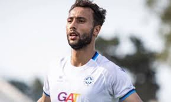 رسميا.. النادي الإفريقي يتعاقد مع أيمن الحرزي 