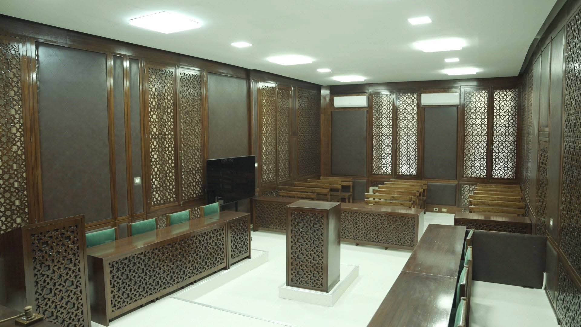 انتهاء أشغال تهيئة فضاءات الاستقبال والتوجيه والارشاد بالمقر المركزي للمحكمة الإدارية بنهج الدباغين