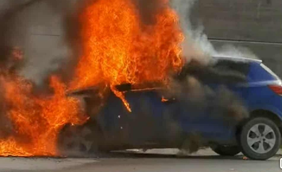 بنزرت.. احتراق سيارة دون تسجيل أضرار بشرية