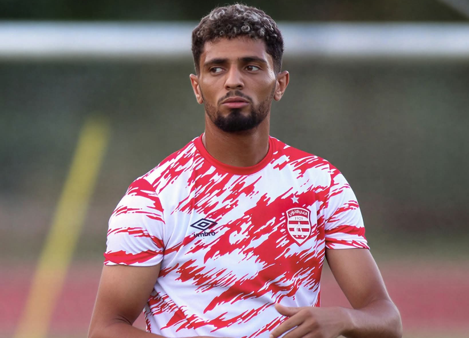 الأولمبي الباجي يتعاقد مع مهاجم الافريقي 