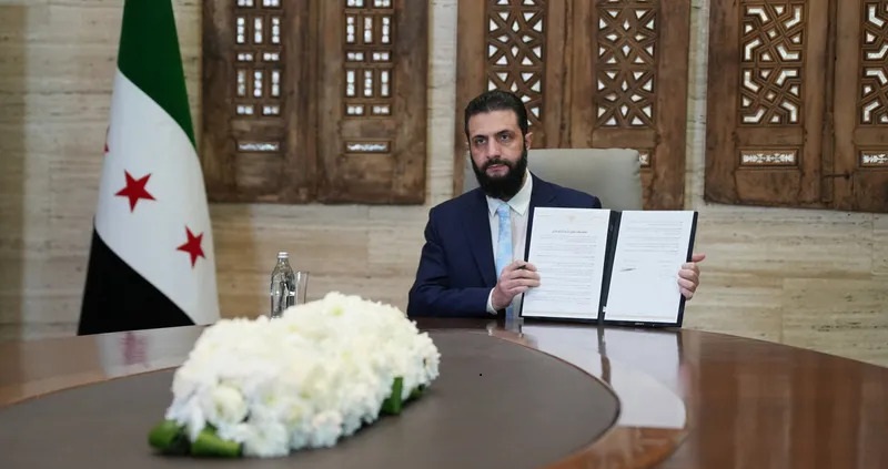 وصفته واشنطن بـ "المحطة التاريخية".. دمشق وقوات سوريا الديمقراطية تعلنان اتفاقا شاملا