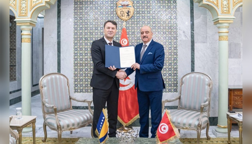 وزير الخارجية يتسلم أوراق اعتماد سفير جديد للبوسنة والهرسك 