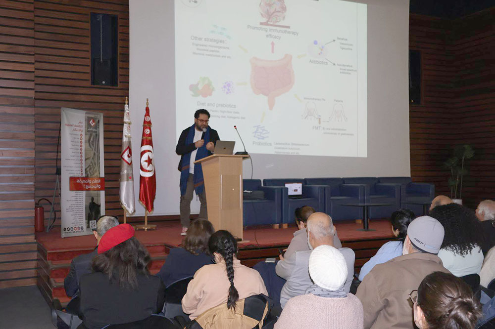 🔴مدينة العلوم.. جانب من التظاهرة العلمية عن الكائنات المعوية الدقيقة