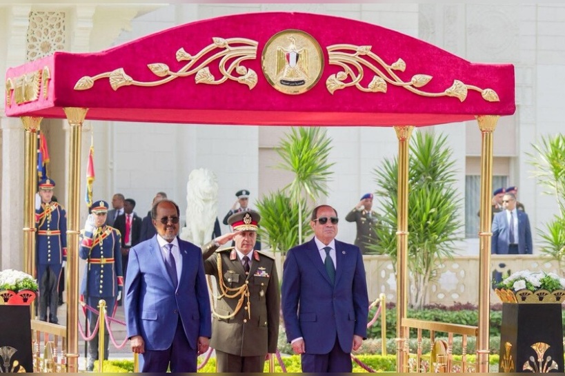 الجيش المصري يرسل عددا ضخما من قواته للصومال