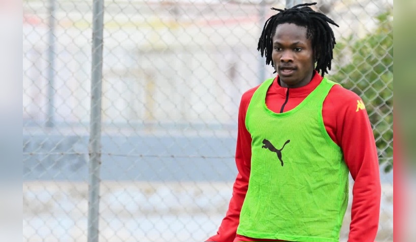  اوغبيلو يوقّع عقدا مبدئيا مع الاتحاد الليبي