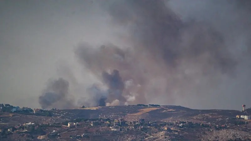 الكيان الصهيوني يشنّ غارات على مناطق بجنوب لبنان