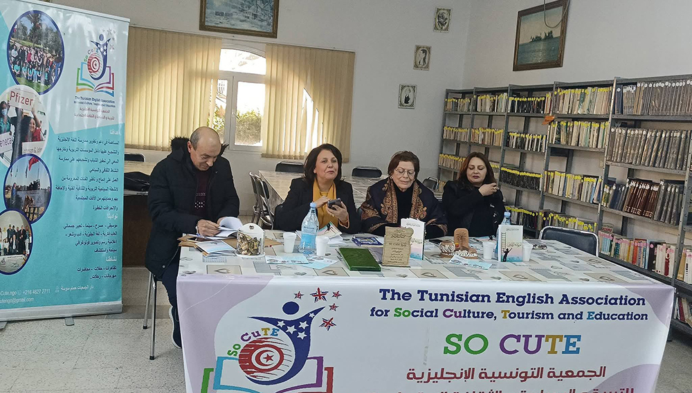 🔴حمام سوسة.. المكتبة العمومية تحتضن لقاء أدبيا حواريا حول مؤلّف "لم ينته الدّرس"