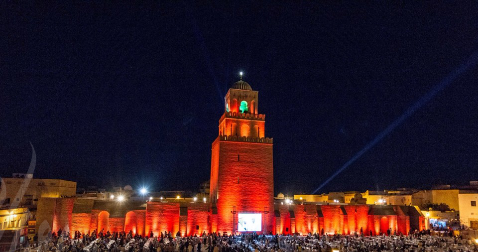 رمضان يهل على تونس وعبقه ينتشر في كل مكان من البلاد..   إنشاد وذكر وألوان فنية واحتفاليات وسمر الليالي في كل جهات الجمهورية