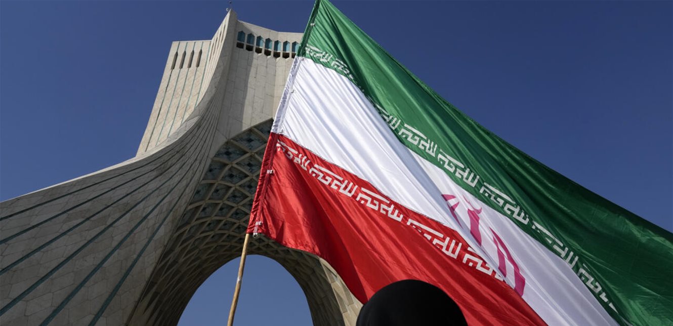 بولندا تدعو رعاياها إلى مغادرة إيران فورا