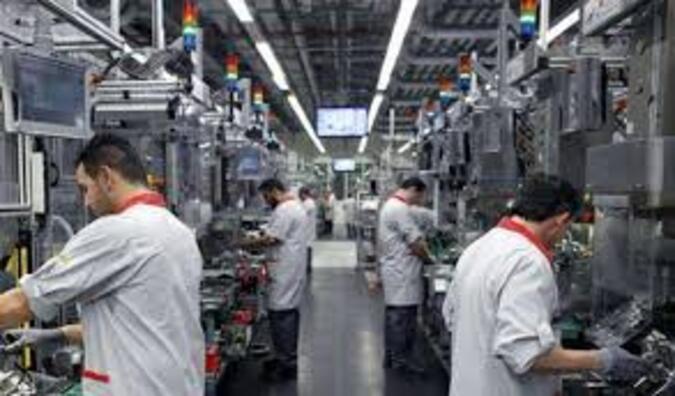 قطاع الصناعات الإلكترونية يعزّز جاذبيته الاستثمارية..   150 مؤسسة توفّر 70 ألف موطن شغل وتفتح الباب أمام تدفّق جديد للاستثمارات الأجنبية