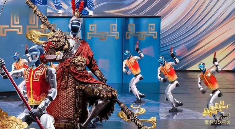 في حفل رأس السنة الصينية.. روبوتات بشرية تشارك في عروض مذهلة بحركات الكونغ فو