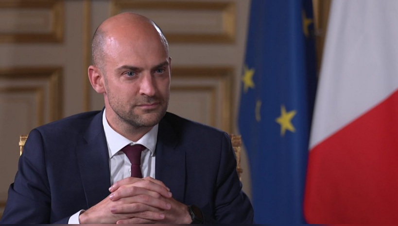 فرنسا تقيّد تواصل السفير الأمريكي مع حكومتها بعد تخلفه عن استدعاء رسمي