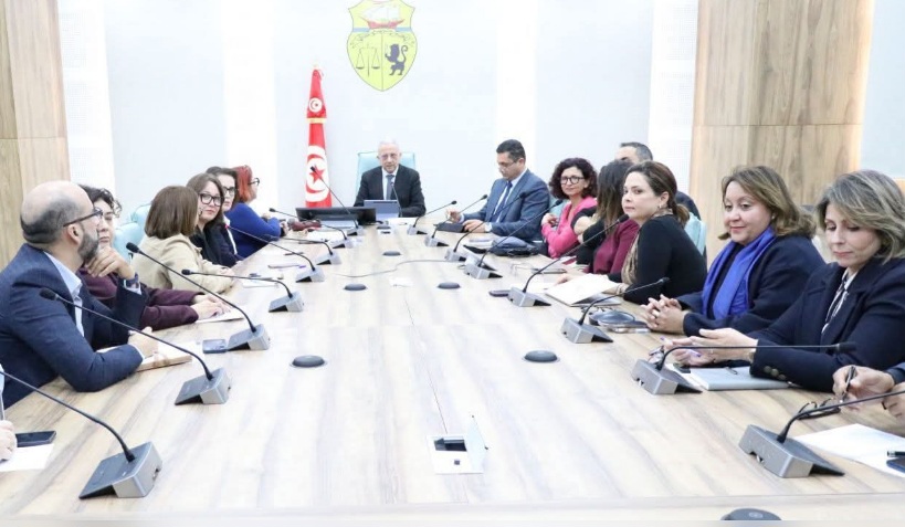 جلسة عمل موسعة بوزارة الصحة تتناول وضع قطاع الطب النفسي في تونس