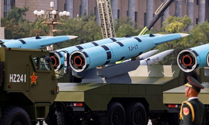 إيران تقترب من صفقة صواريخ أسرع من الصوت مضادة للسفن 