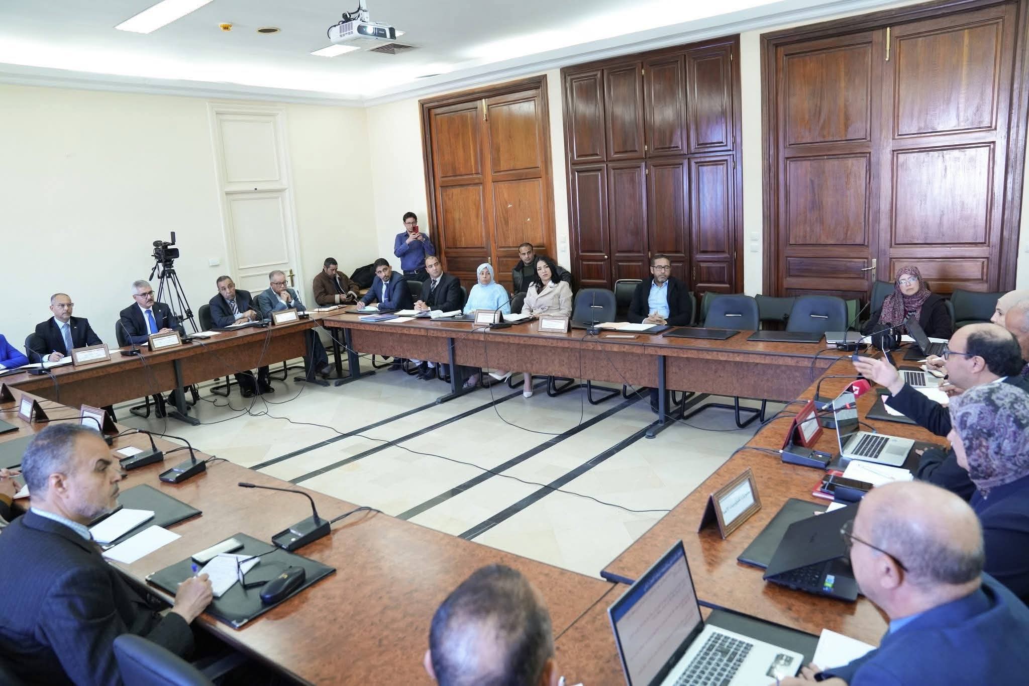 وزير تكنولوجيات الاتصال: ضرورة اعتماد الفوترة الالكترونية ولو بصفة تدريجية دون الغائها أو تأجيل العمل بها