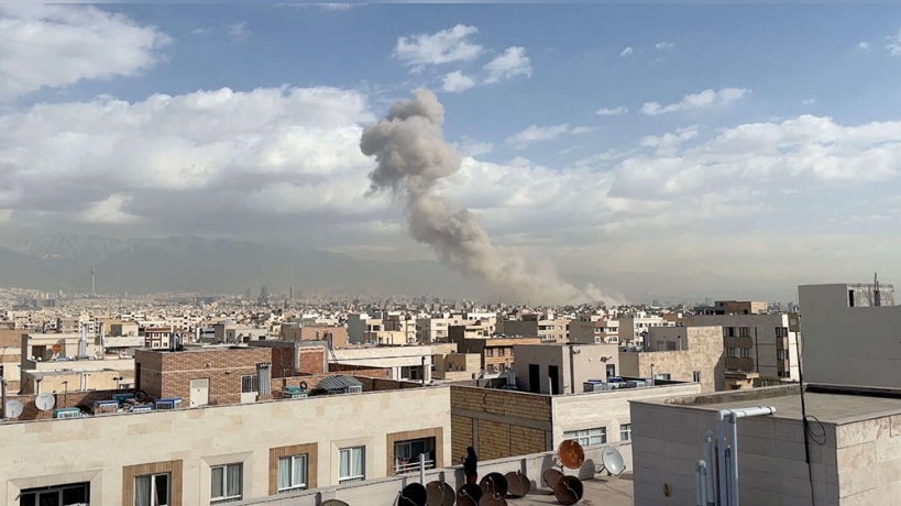  إعلام إيراني: إسرائيل استهدفت مدن أصفهان وقم وكرج وكرمانشاه وطهران