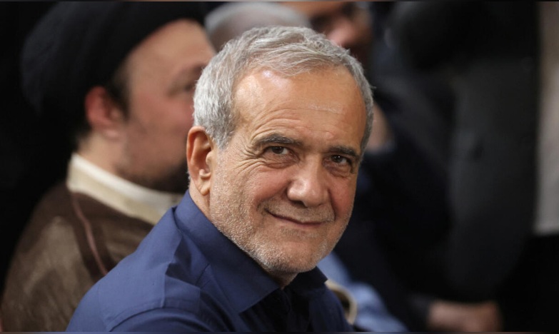 بيزشكيان: إيران "لن تلتزم الصمت" بعد تعرض مدرسة ومستشفى لهجمات