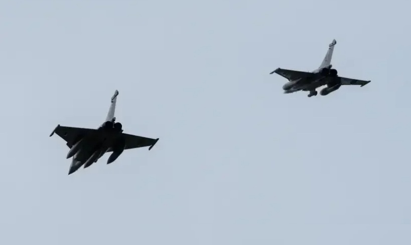 سلاح الجو القطري يُسقط طائرتيْن حربيتيْن إيرانيتيْن