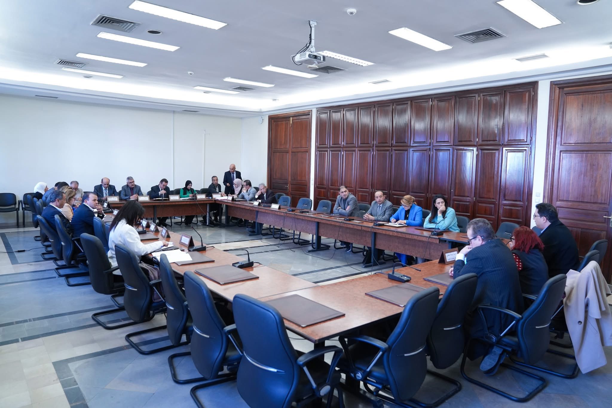 عمادة الأطباء تطالب بتوفير شروط واقعية تضمن سهولة تطبيق الفوترة الالكترونية وتدرّج تنفيذها