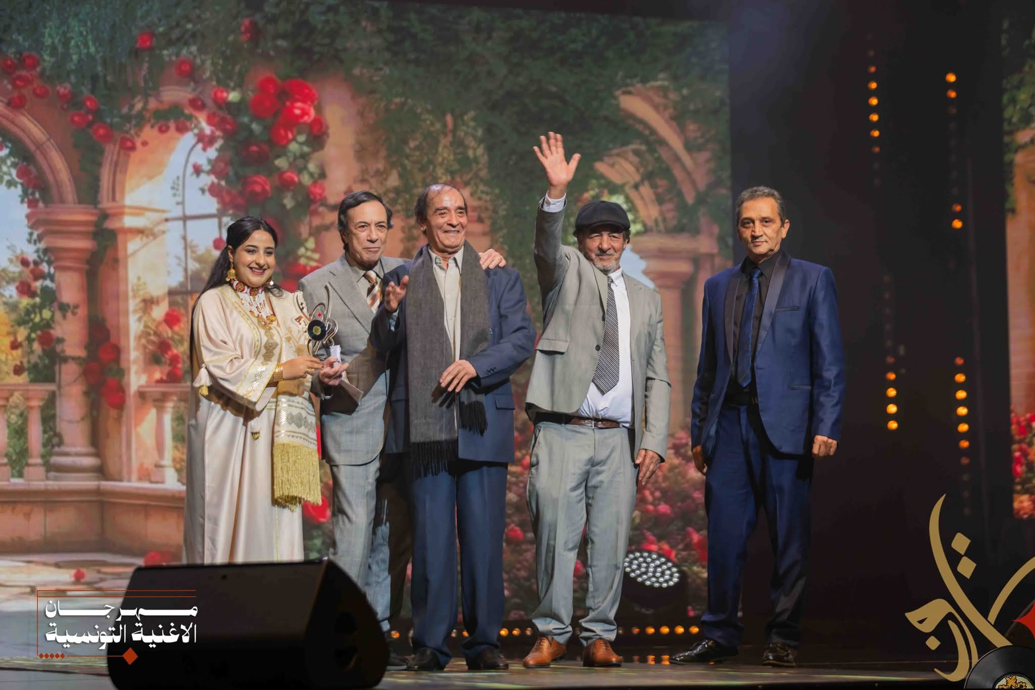 🔴اختتام الدورة الرابعة والعشرين لمهرجان الأغنية التونسية