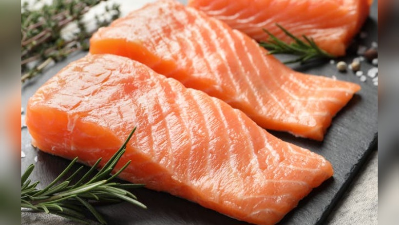 السلمون.. غذاء غني يدعم صحة القلب