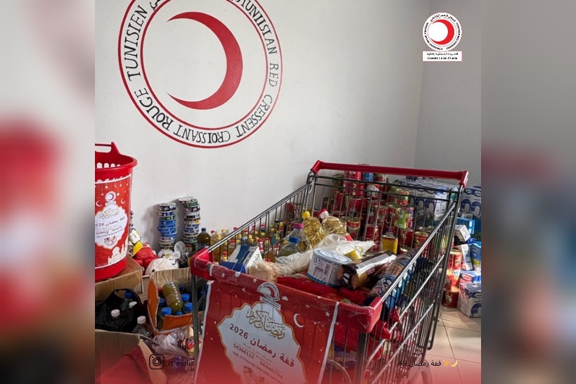 بنزرت.. الهلال الأحمر يوزع 200 مساعدات على اولي الحق  في العالية