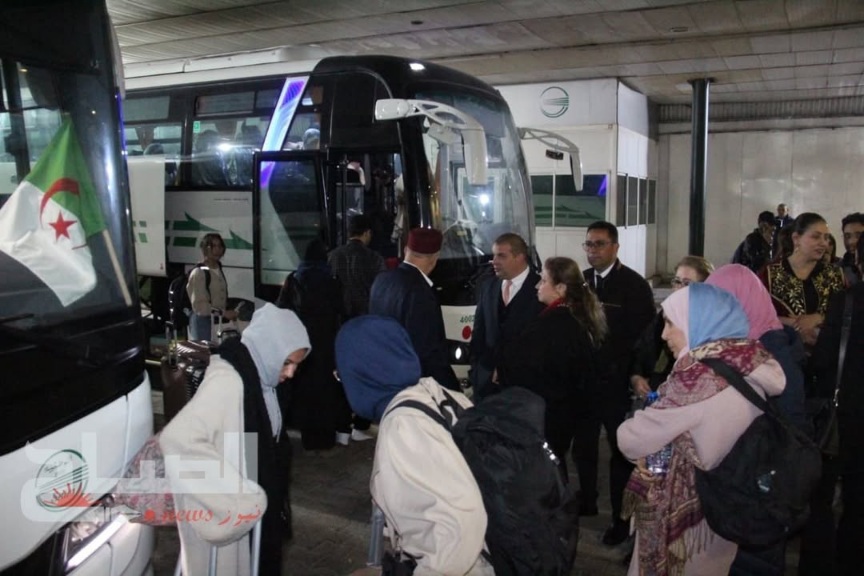 اعطاء إشارة انطلاق استغلال أولى سفرات الخطوط الدولية بين تونس والجزائر.. التفاصيل 