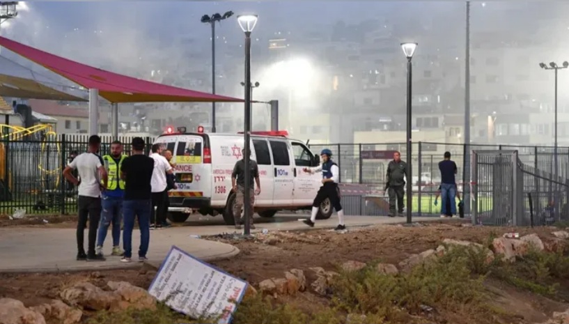 إصابة 80 شخصاً جرّاء سقوط صاروخ في الجليل المحتل 