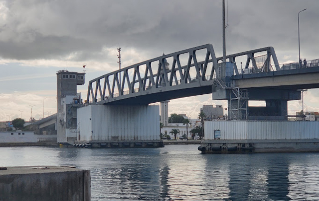 انطلاقا من السبت.. تأخير الرفعة الليلية للجسر المتحرك