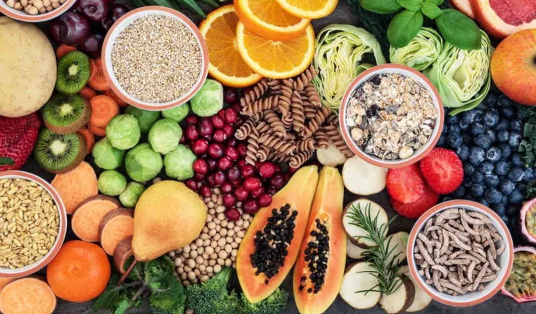 5 علامات يرسلها جسمك عندما تستهلك أليافا أكثر من اللازم