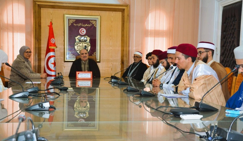 وزير الشؤون الدينية يلتقي الفائزين في المسابقة الوطنية لحفظ القرآن الكريم