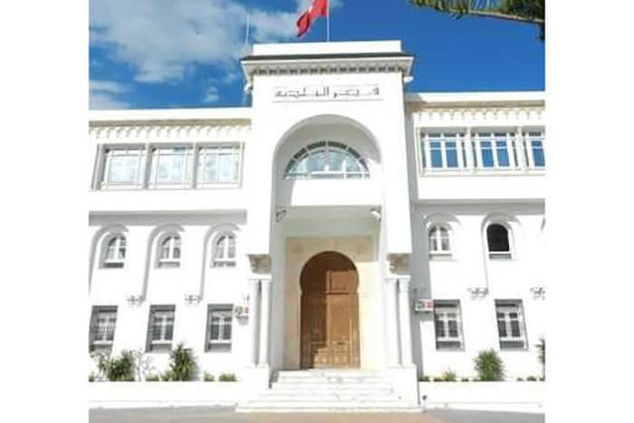 بلدية الحمامات تحدد أماكن انتصاب الباعة ضمن تظاهرة "القبلة" 