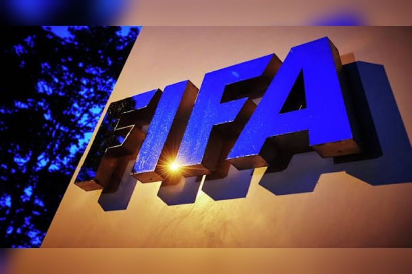 "الفيفا" يبرم شراكة تاريخية مع منصة "يوتيوب" لتغطية مباريات كأس العالم 2026