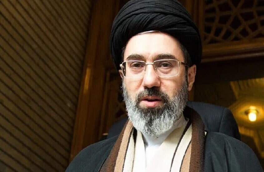 رويترز: خامنئي يعقد أول اجتماع له والكشف عن شروطه مقابل خفض التصعيد