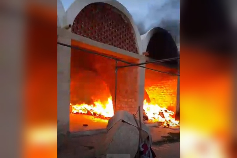 سيدي بوزيد.. السيطرة على حريق بسوق الملابس المستعملة 