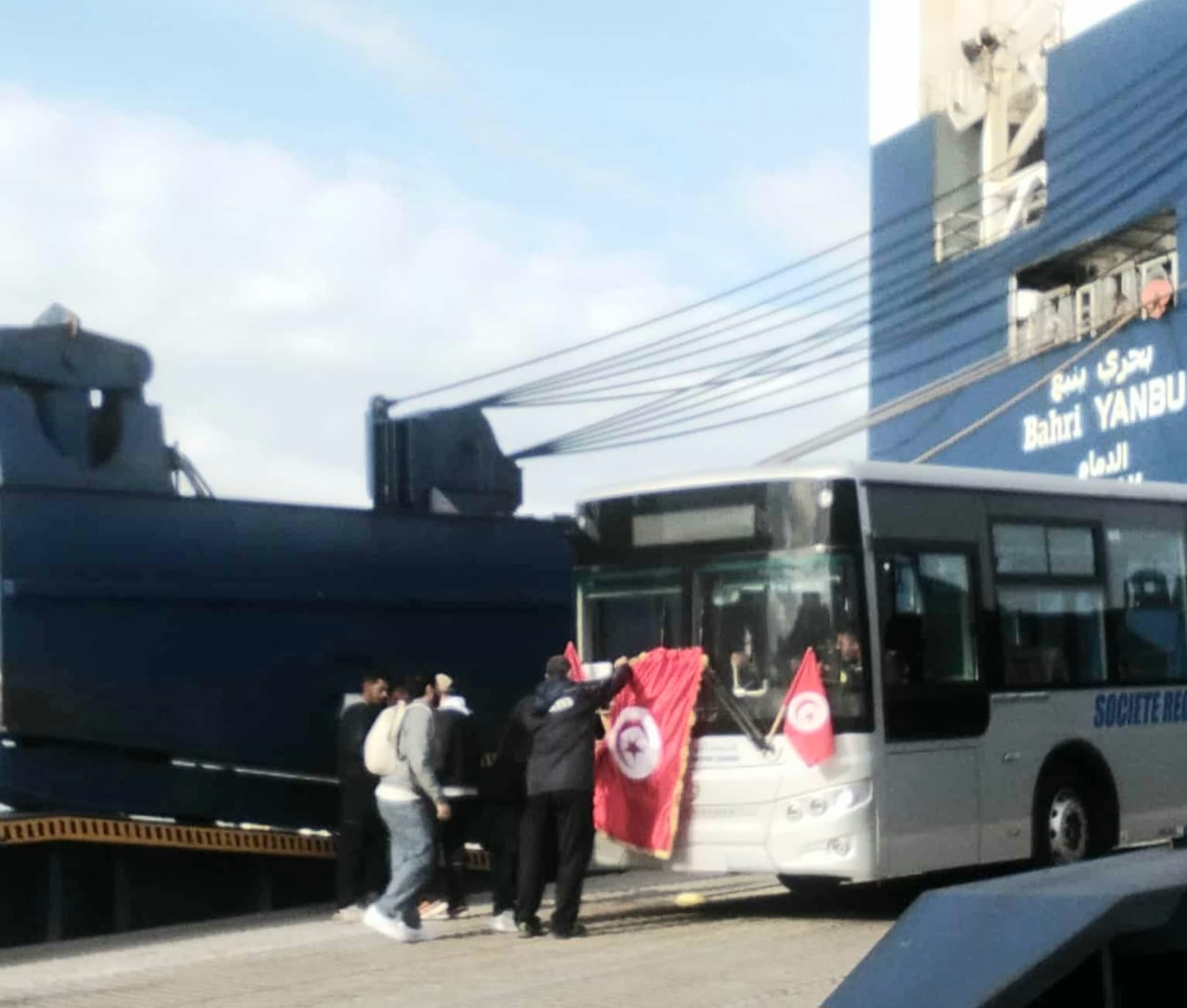  وصول 38 حافلة صينية جديدة الى تونس