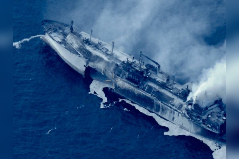 ناقلة الغاز الروسية المُتضررة تهدّد السواحل الليبية بكارثة بيئية مُحتملة