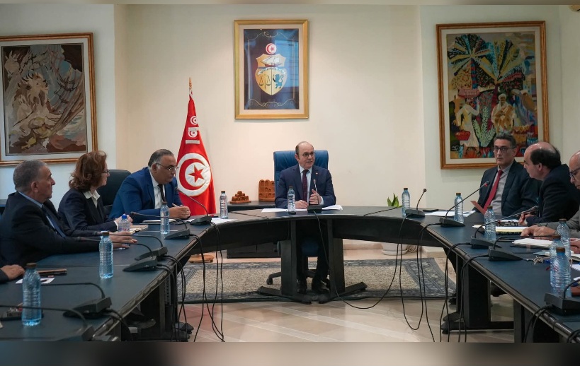 جاهزية القطاع السياحي وضبط التدابير الاستشرافية للفترة القادمة محور جلسة عمل