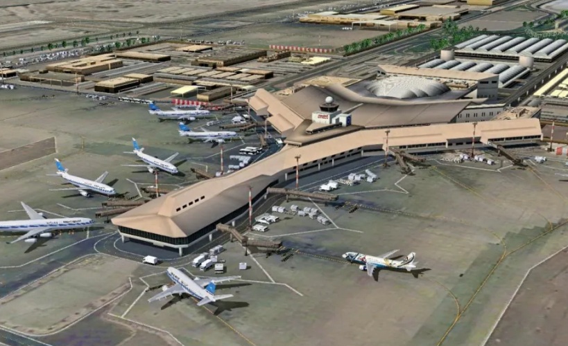 تعرض لهجوم بمسيّرات.. حريق بخزان وقود في مطار الكويت