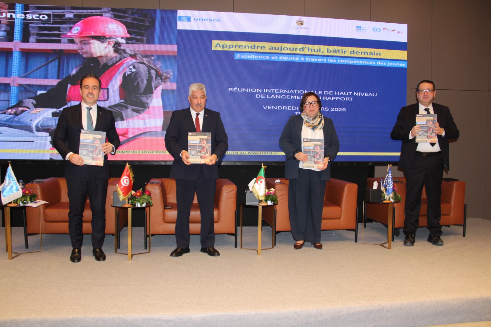 🔴اجتماع دولي رفيع المستوى لإطلاق التقرير الخاص بالتعليم والتكوين المهني والفني لليونسكو