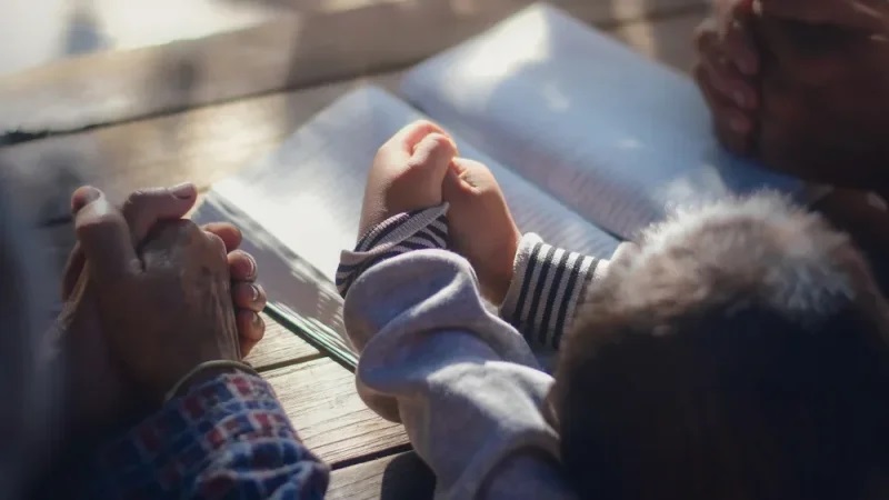 مقترح قانون يفتح باب الإرث أمام الأطفال المولودين خارج إطار الزواج