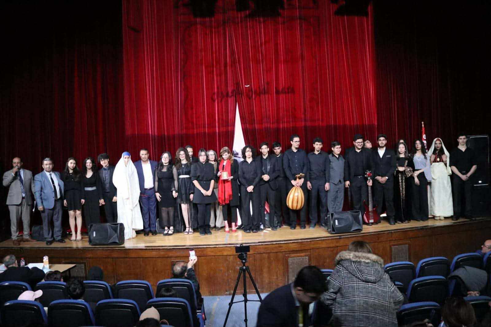  الملتقى الإقليمي للموسيقى بالوسط المدرسي بأريانة.. المعهد النموذجي فرج الشاذلي يترشح للملتقى الوطني ببنزرت 