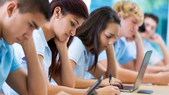 بسبب الطقس.. مصر تعلن تعطيل الدراسة الأربعاء