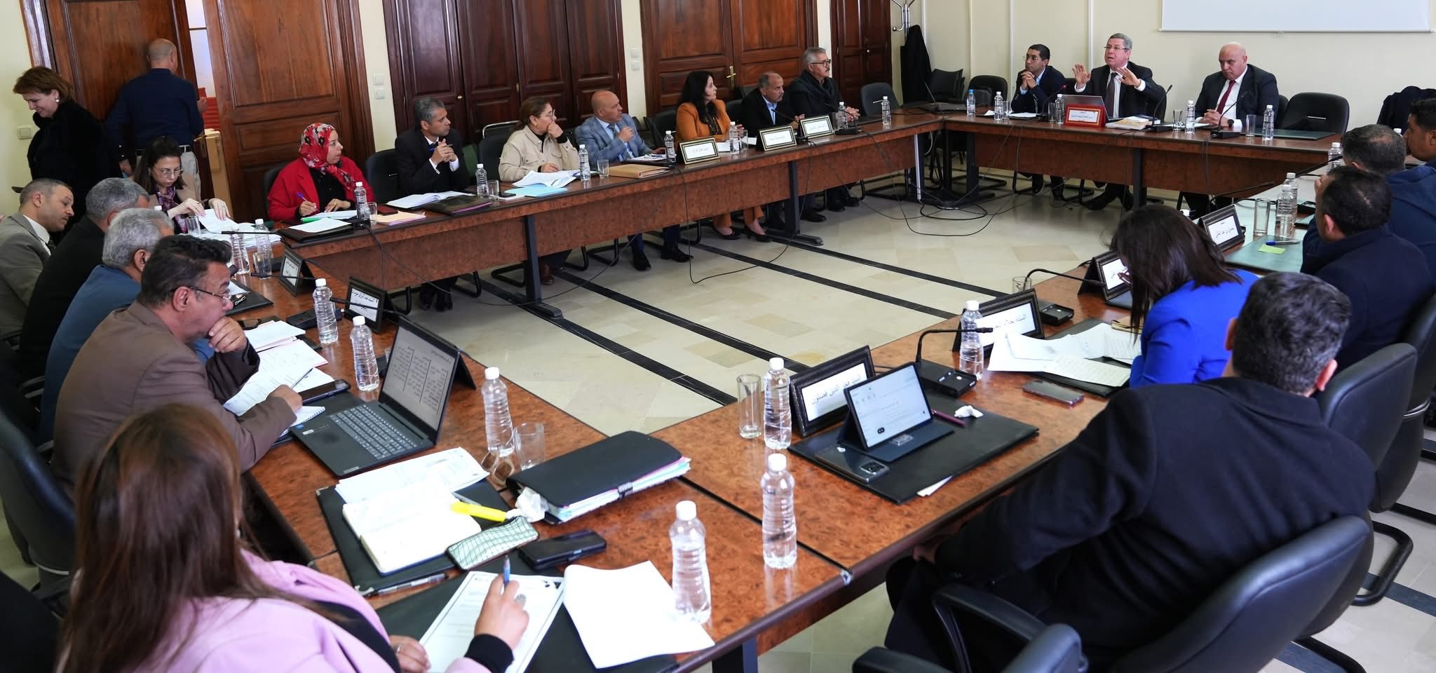  لجنة التربية تعقد جلسة استماع بشأن مقترح قانون أساسي يتعلق بالهياكل الرياضية