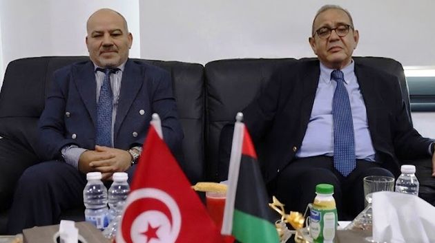 بحث التحديات التي تواجه حركة الصادرات بين تونس وليبيا محور جلسة عمل