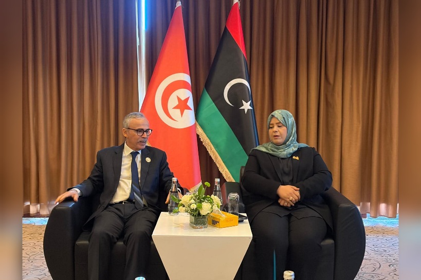 وزير الشؤون الاجتماعية يلتقي نظيرته الليبية