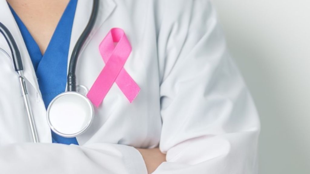 مسؤولة بوزارة الصحة: فحوصات بسيطة ومجانيّة تمكّن من تقصّي سرطانات الثدي والقولون وعنق الرحم